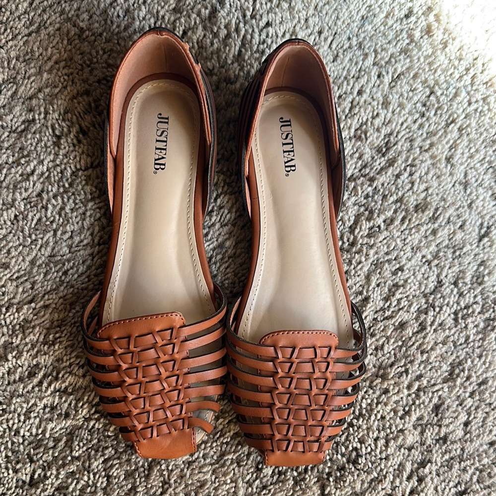JustFab Women's Lucita Brown Woven Flats NWOT